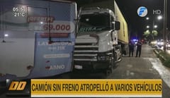 Camión pierde frenos y deja varios heridos tras choque en cadena
