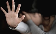 Niña indígena está en grave estado tras ser abusada por dos hombres, reportan