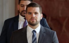 “Impasse” con Hacienda motivó renuncia de Morales, según Huttemann