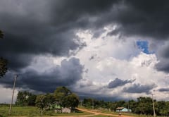 Boletín Especial anuncia tormentas para el lunes y martes 