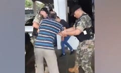 Video capta agresión de marino a ciudadano en zona del Puente de la Amistad
