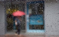 Pronostican viernes caluroso con lluvias y tormentas