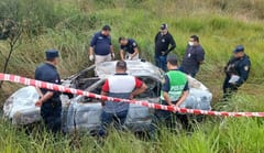 Hallan a mujer calcinada dentro de su automóvil