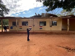 Horqueta: Comunidad lucha por reconstrucción de escuela sin techo