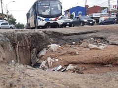 Exfuncionarios del MOPC enfrentan restricciones y fianzas en Caso Metrobús