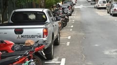 Demarcación de estacionamiento tarifado genera confusión en conductores