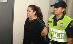 Patricia Samudio y esposo se entregan tras orden de captura