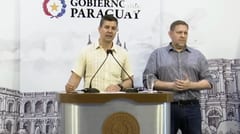 Nueva baja en precios de combustibles y gas anunciada por Santiago Peña