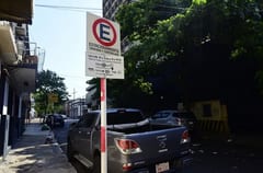 Barrio Manorá solicita cambios en estacionamiento tarifado