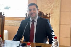 Vicepresidencia hace compras de muebles, sillones y café a precios muy elevados