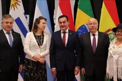 Paraguay “tiene que pagar” por la hidrovía, pero pide renegociar la tarifa, dice Mondino