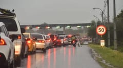 Caos vehicular en Peaje de Ypacaraí: Patrulla Caminera deslinda responsabilidad