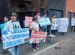 Docentes anuncian paro nacional con movilización en agosto