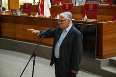 Con Kattya presente, Iramain juró como senador en reemplazo de destituida