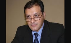 Bachi Núñez designa a Óscar Portillo como director general administrativo del Senado