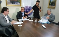 Médicos denuncian ilegalidad en designación de superintendente