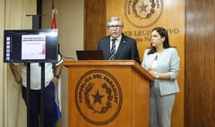 Legisladores denuncian uso irregular de fondos municipales