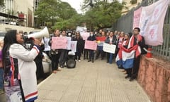 Pacientes oncológicos exigen cambios radicales en el Ministerio de Salud