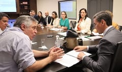 Promesa presidencial: Santiago Peña anuncia construcción de 17 escuelas modelo