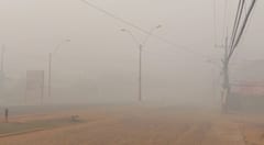 Densa capa de humo cubre San Pedro sin reportes de grandes incendios