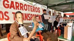 Protesta en Asunción: “Expo garroteros y boludos transparentes”