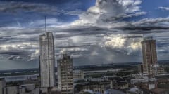 Se anticipa un jueves caluroso y húmedo con probabilidad de tormentas