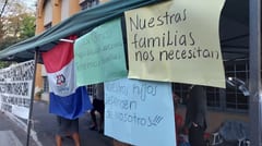 Exfuncionarios de la Municipalidad de Lambaré en huelga de hambre tras descontratación