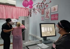 Octubre Rosa: Ciudad Mujer amplía horarios para prevenir cáncer de mama