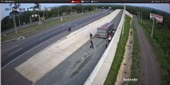 Camión y colectivo usan rampa de frenado en Pedrozo y evitan tragedia