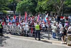 Marcha contra las injusticias exige freno a los privilegios políticos