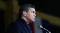 Medio internacional hace eco el dilema crucial de Santiago Peña de vetar o no la ley garrote