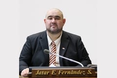 Jatar Fernández anuncia candidatura independiente para reelección