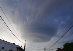 Fenómeno atmosférico: Nubes similares a un tornado sorprenden en Asunción