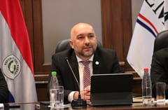Orlando Arévalo renuncia a su banca en Diputados