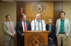 Senado convoca a Mario Abdo y Horacio Cartes por caso de filtraciones