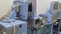Denuncian “cementerios de equipos” en hospitales públicos