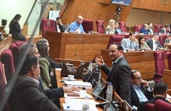 Pese a duras críticas, Diputados aprueban ley de protección de datos personales