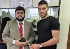 Gastón Olveira avanza en su nacionalización pero aún no puede jugar por la Albirroja