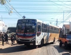 Ñemby: motociclista muere tras ser arrollada por un bus de la Línea 15