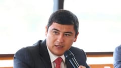 Oviedo critica gestión de Peña por endeudamiento y concentración de poder
