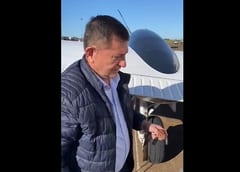 Pettengill presume avioneta tras recomendar puchero barato al pueblo
