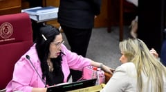 Yamy Nal amenaza con revelar casos peores en el Congreso si avanzan contra ella