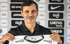 Fabián Bustos admite que su paso por Olimpia fue un error