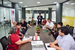 Choferes públicos reciben primera certificación laboral