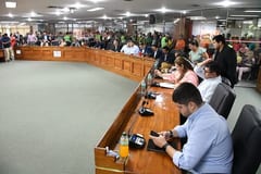Mayoría colorada avala suba del pasaje en Asunción