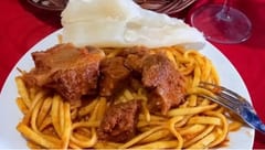 Taste Atlas destaca al tallarín paraguayo como plato representativo y familiar