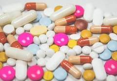 Farmacéuticas impulsan ley para cobrar deuda estatal