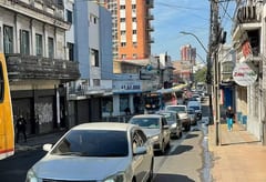 Caos vial en Asunción por cierre inesperado de Azara