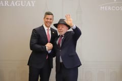 Peña reclama a Lula por trabas al Puente de la Integración en la Cumbre del Mercosur