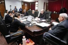 Fiscal analiza ampliar la causa por presuntas irregularidades en el IPS